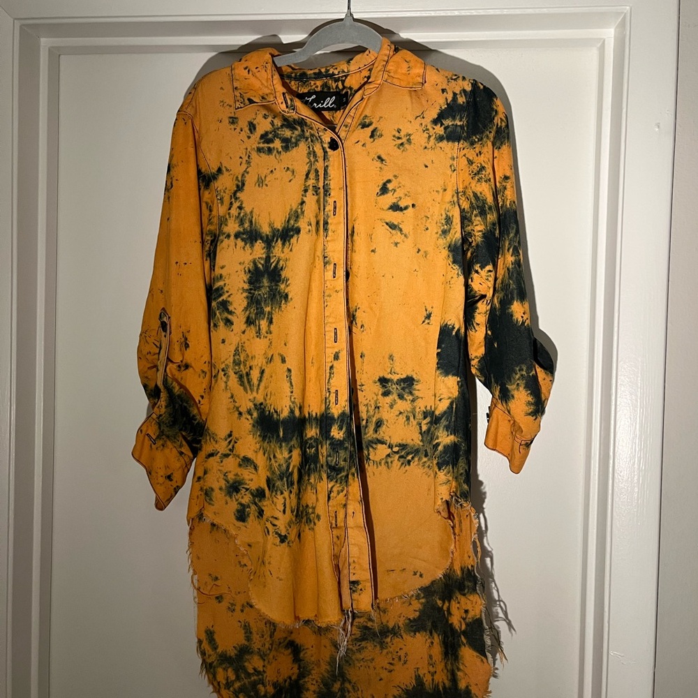 Thrill Casual Button Down Shirt Orange and Black